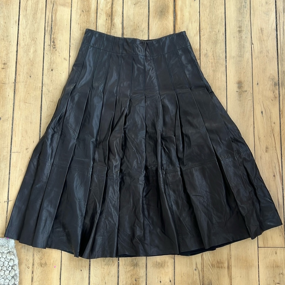Alice and Olivia Leather lamb skin a line black midi A line skirt